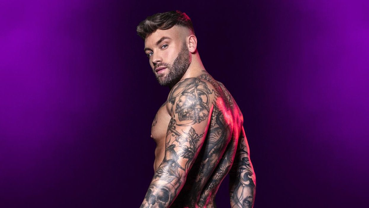 Male Strippers | BOBBY MARCH NEWCASTLE DREAMBOYS